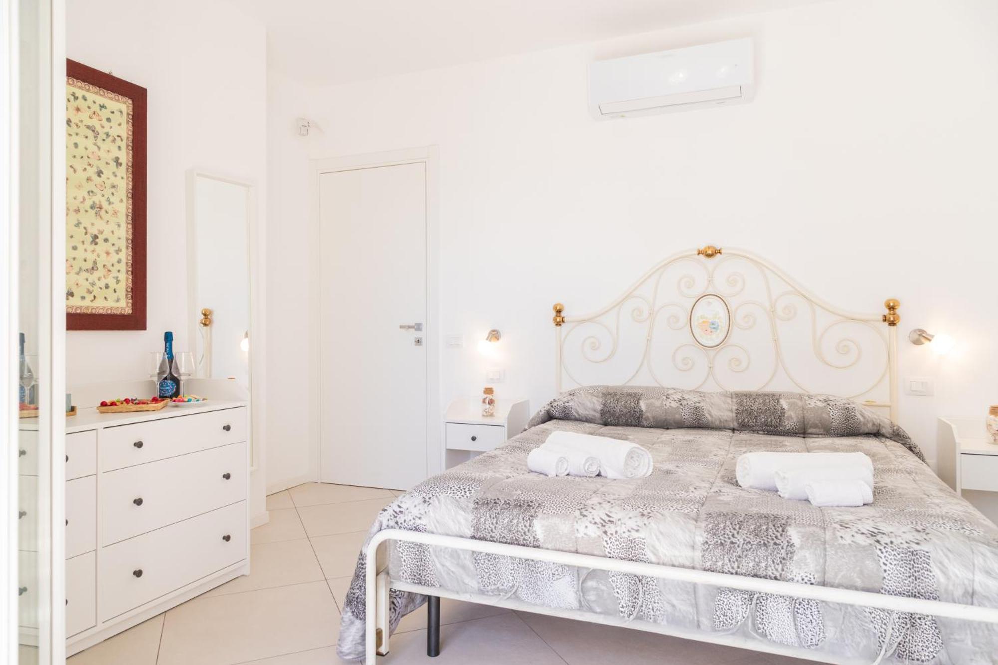 Residenza Del Barone Luxury House - Pula, Sardegna 아파트 외부 사진