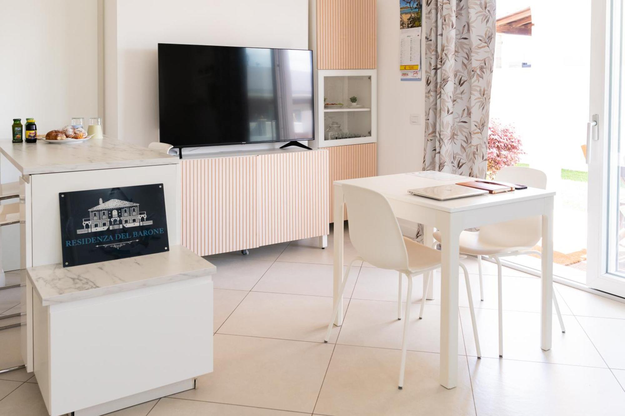 Residenza Del Barone Luxury House - Pula, Sardegna 아파트 외부 사진